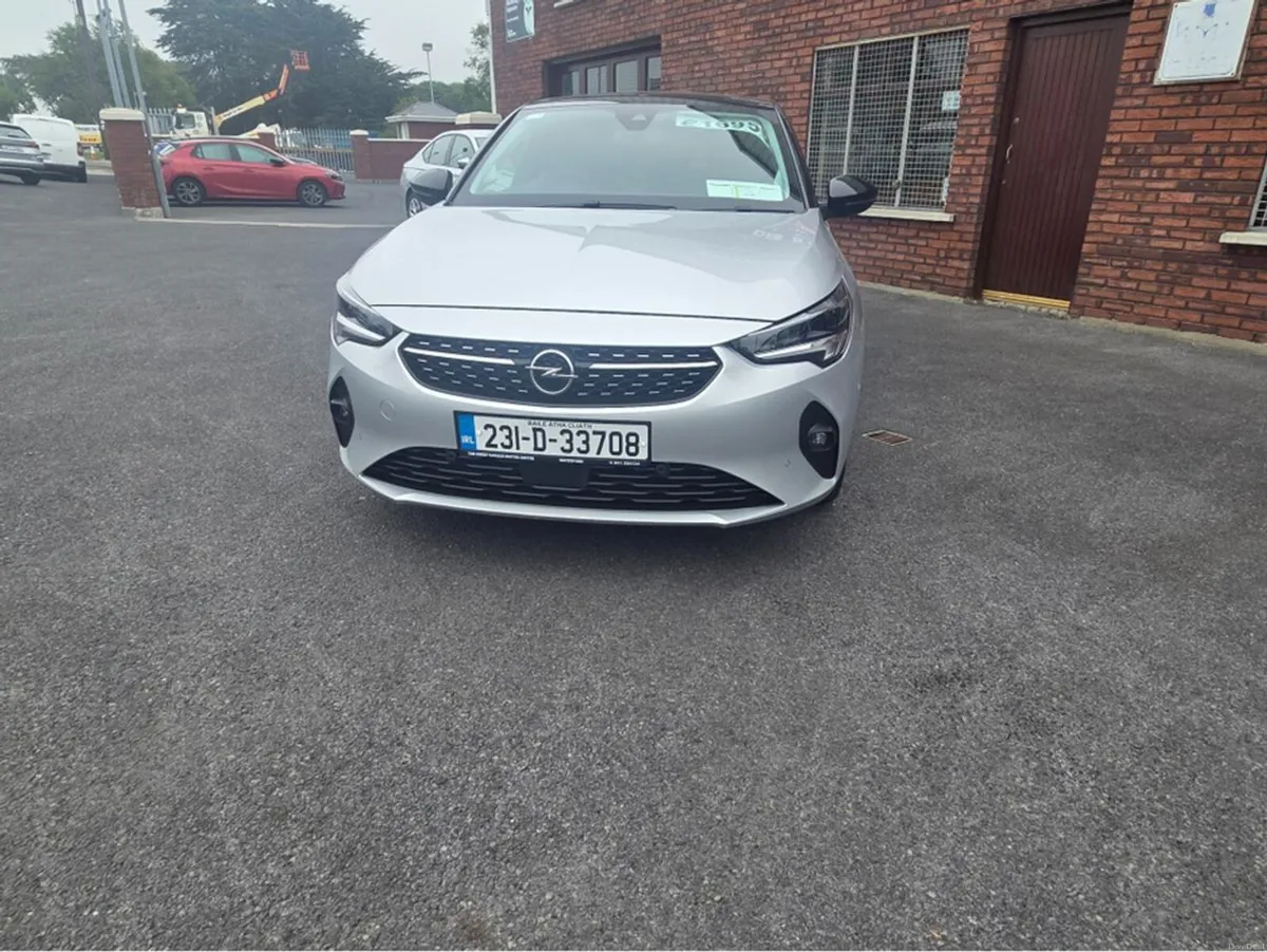 Opel Corsa SPORT 1.2 75PS-PET-5SP 4DR - Image 3