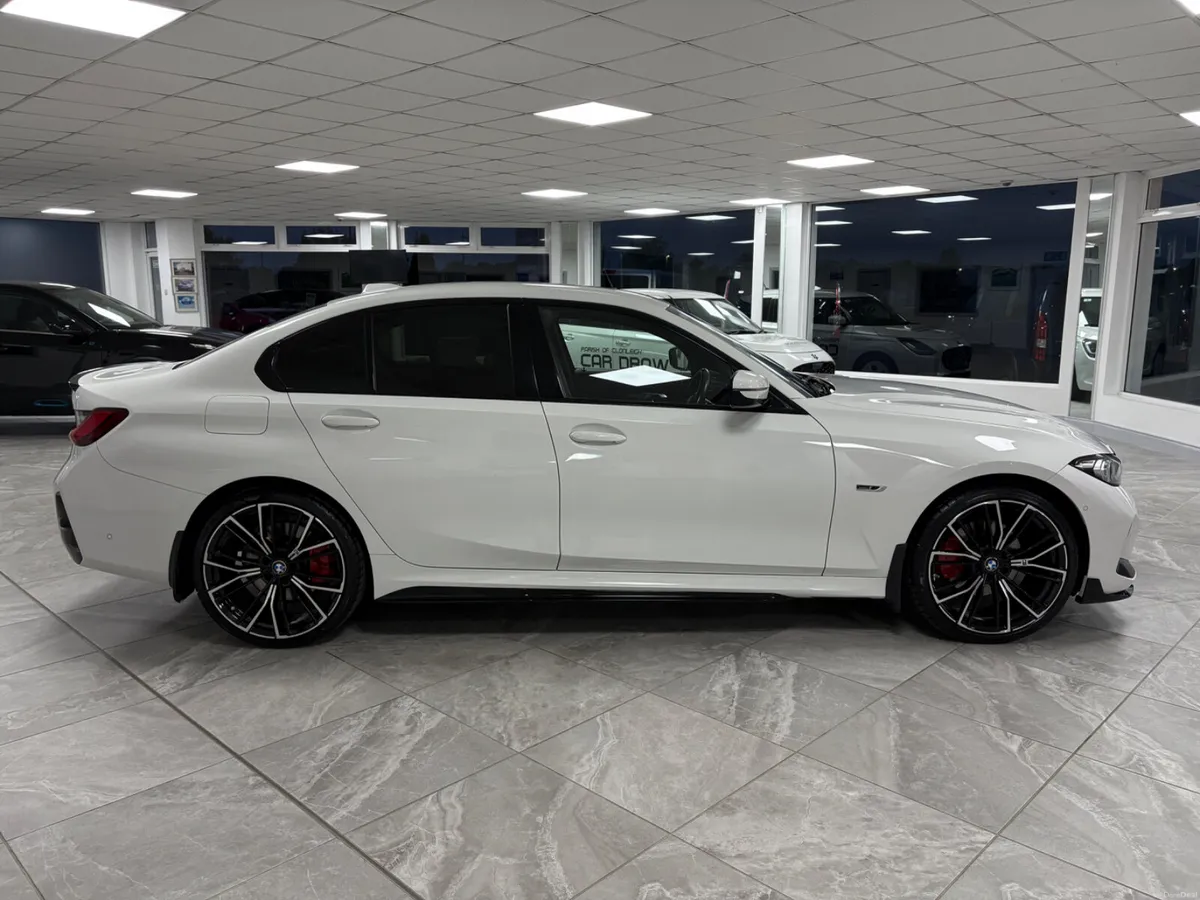 2023 BMW 3-Series 330E M-Sport LCI Automatic - Image 5