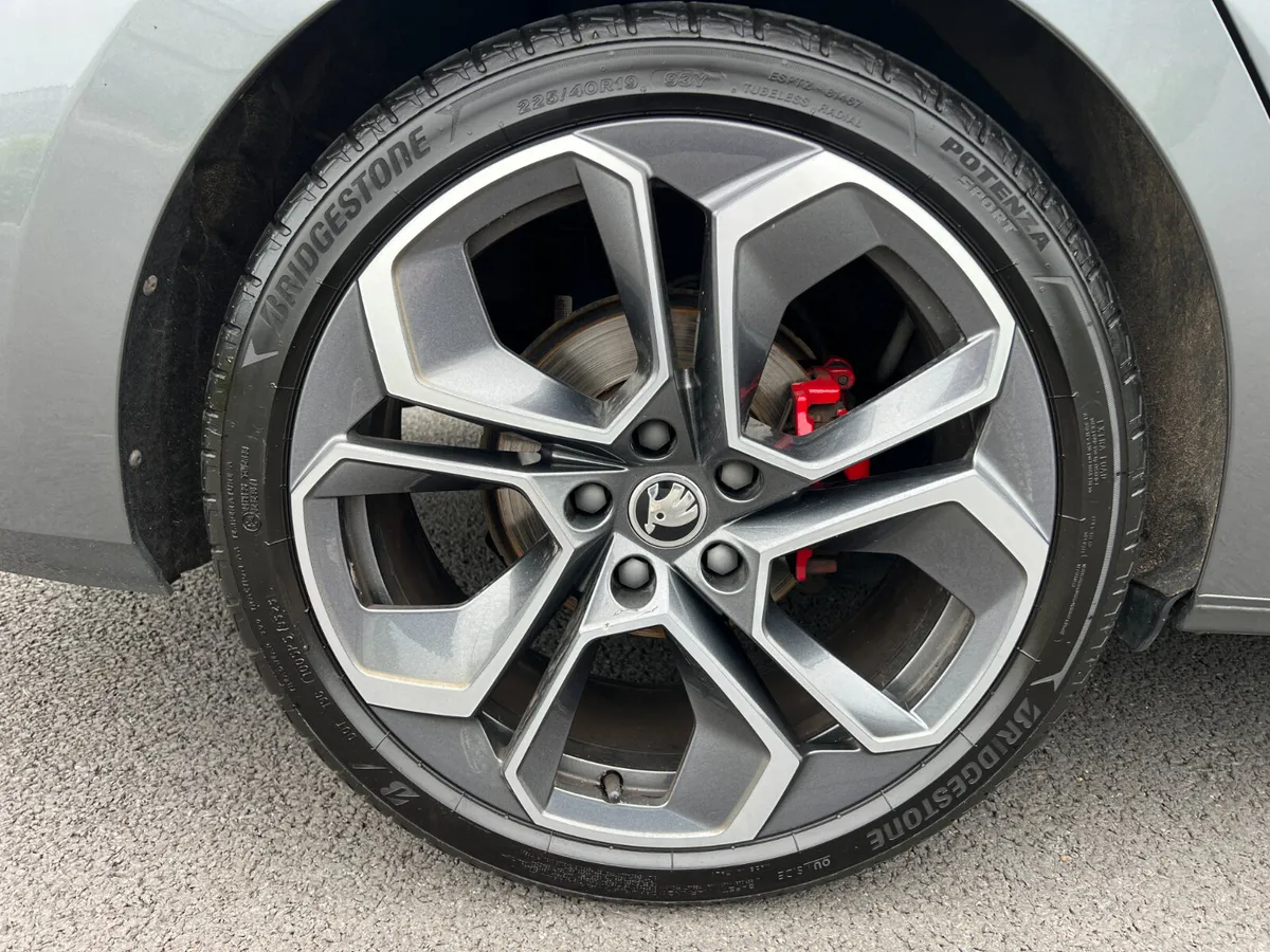 2023 Skoda Octavia VRS 2.0 TDI - Automatic - Image 5