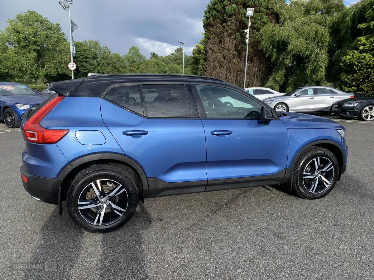Volvo XC40 R-DESIGN - Image 6