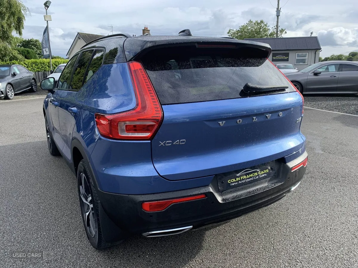 Volvo XC40 R-DESIGN - Image 4