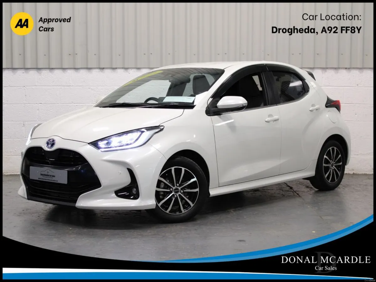 2021 Toyota yaris - Image 1