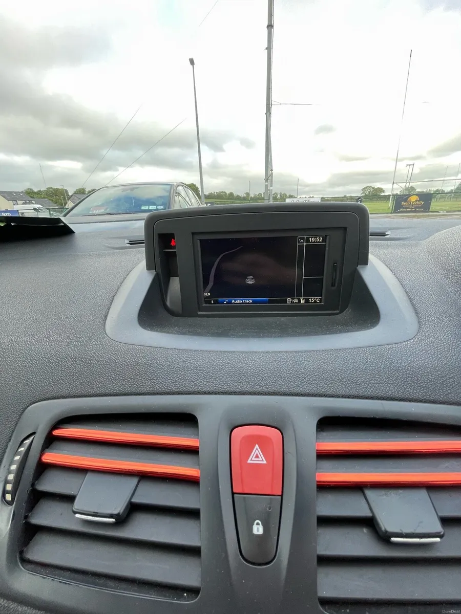 Renault Megane - Image 5