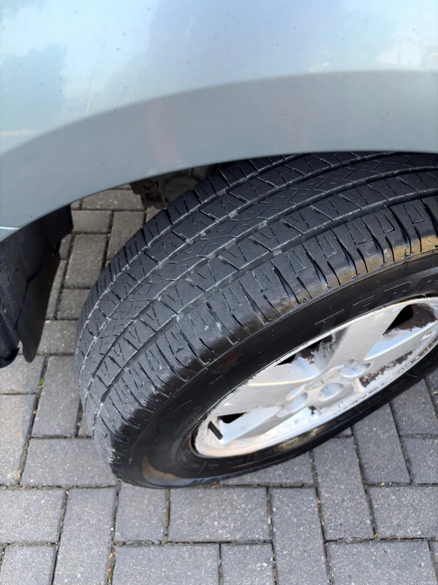 Mitsubishi Outlander 2010 2.0 Diesel new nct 2/27 - Image 4