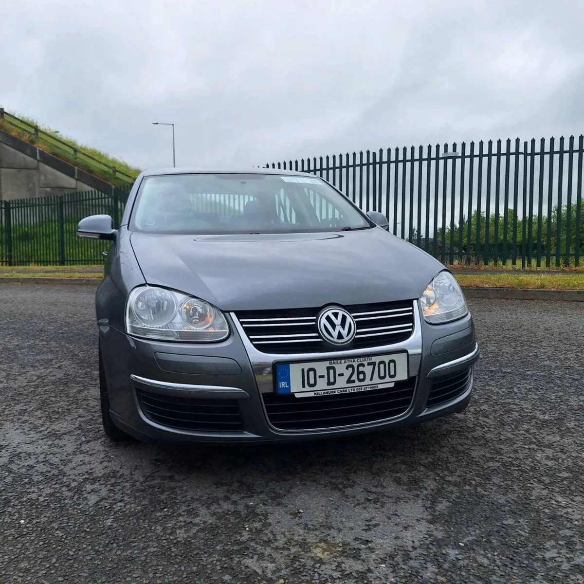 Volkswagen Jetta 1.6 2010 - Image 2