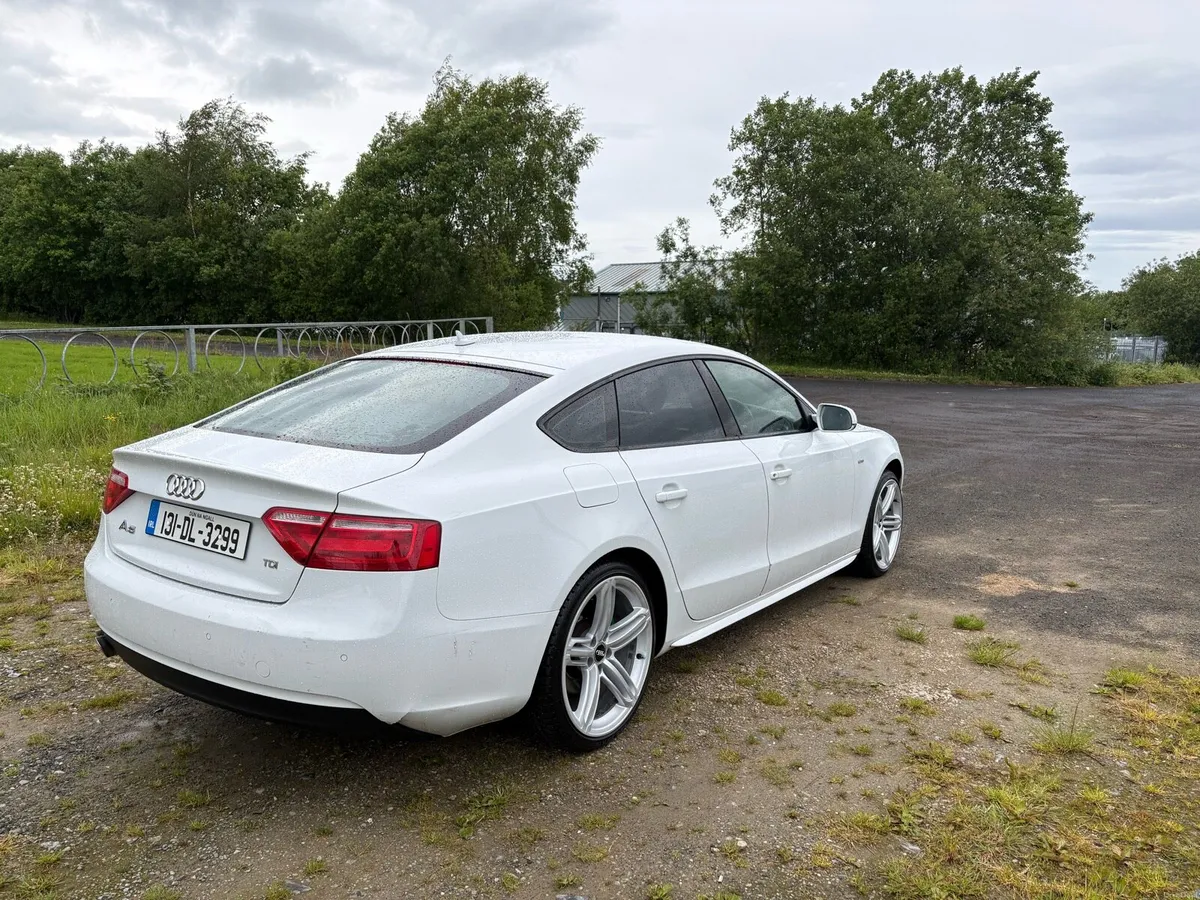 Car - Image 5
