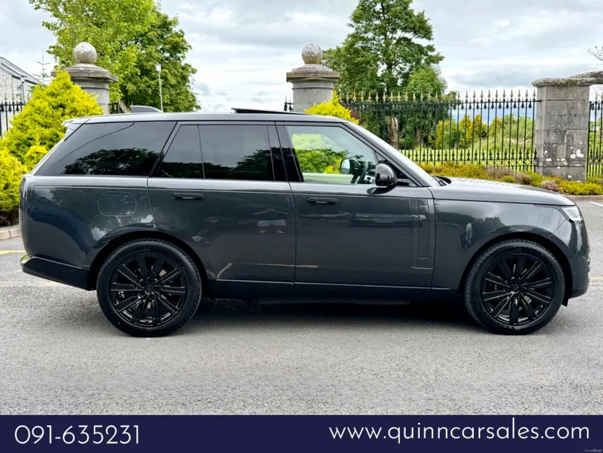 Land Rover Range Rover P460e SE EDITION AUTO - Image 2