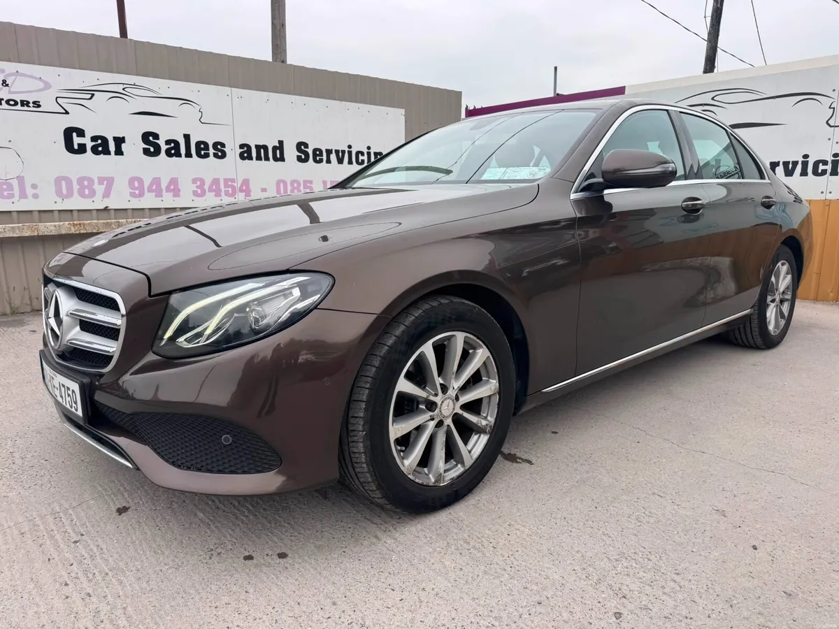 2016 Mercedes E 220 D AVANTGARDE Auto - Image 1