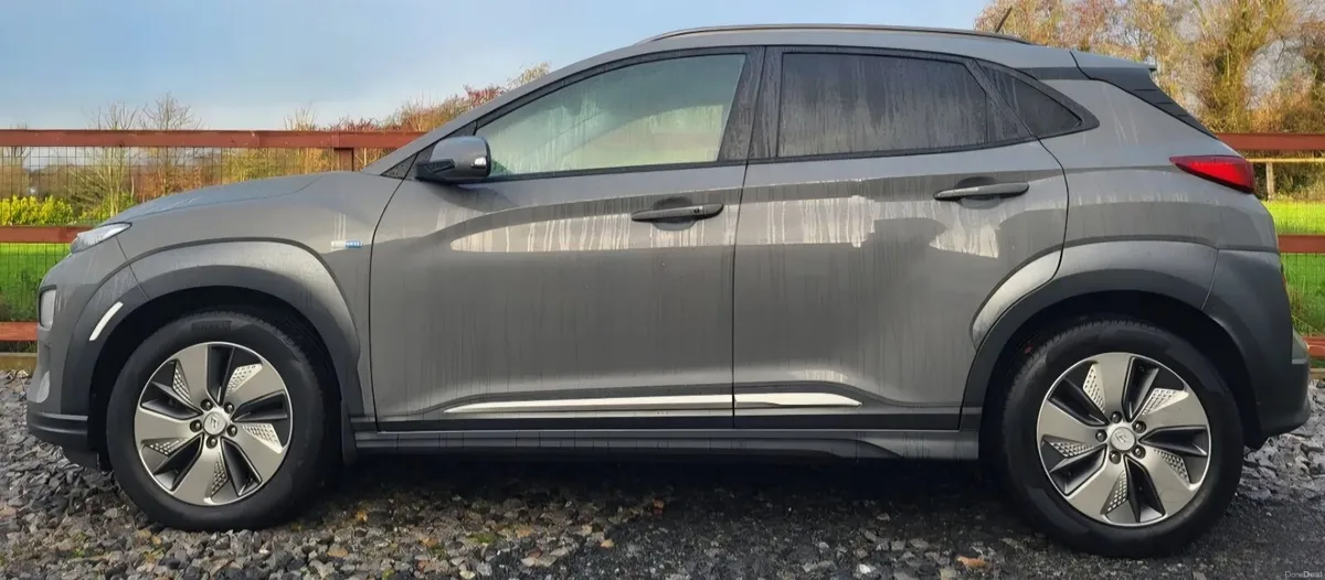 HYUNDAI KONA EV 64KW. ONE OWNER 2019  SOH 100% - Image 6