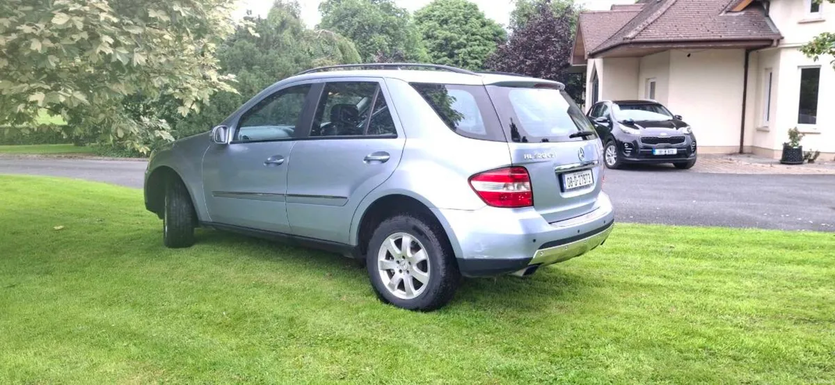 Car - Image 2