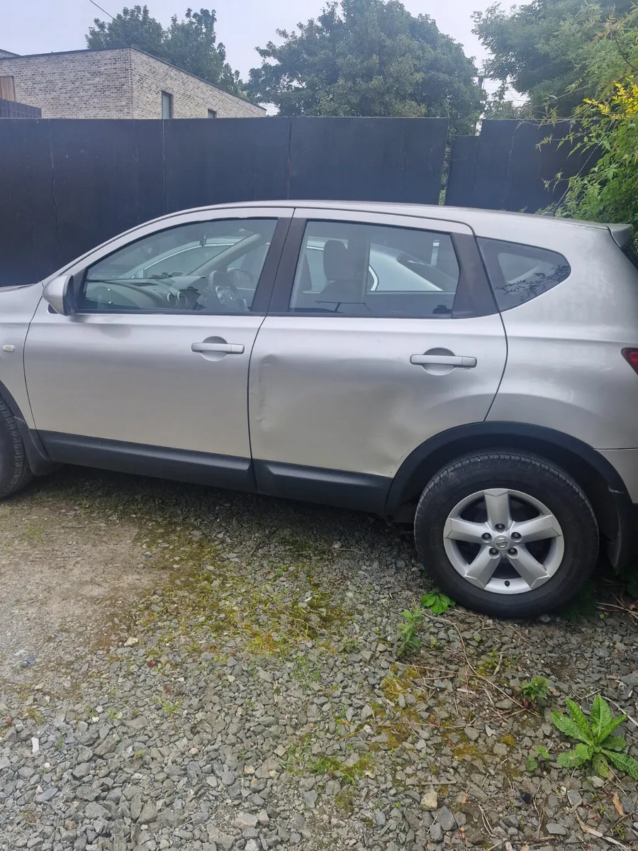 Nissan Qashqai 2007 - Image 2