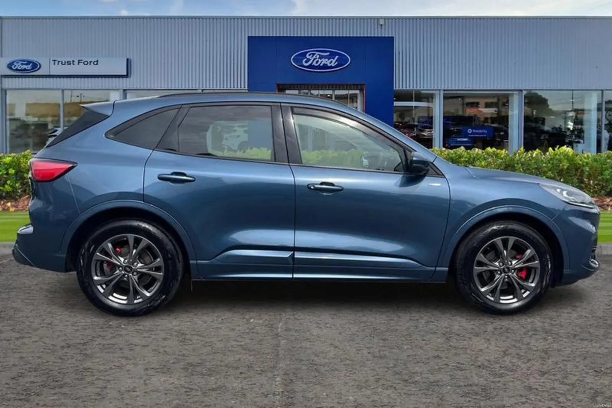 Ford Kuga ST-Line Edition - Image 3