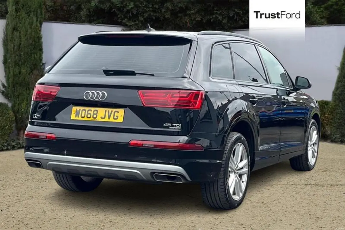 Audi Q7 Sport - Image 4