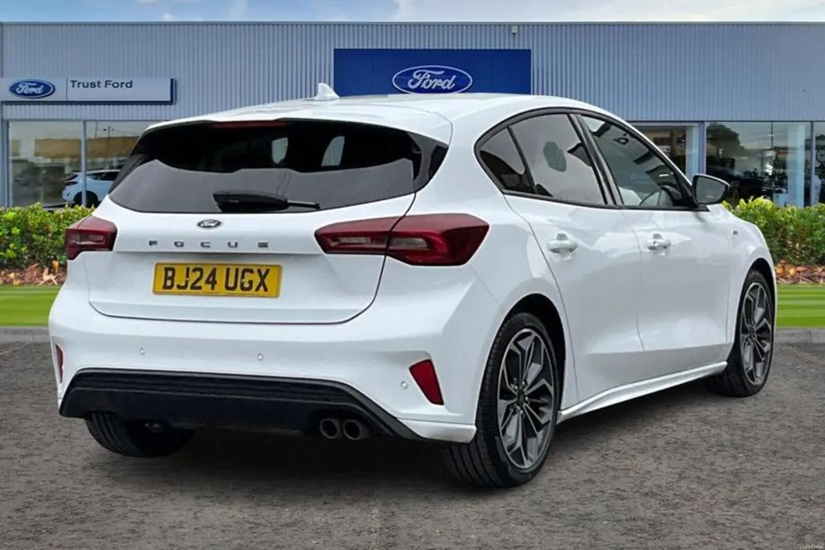 Ford Focus ST-Line X - Image 4