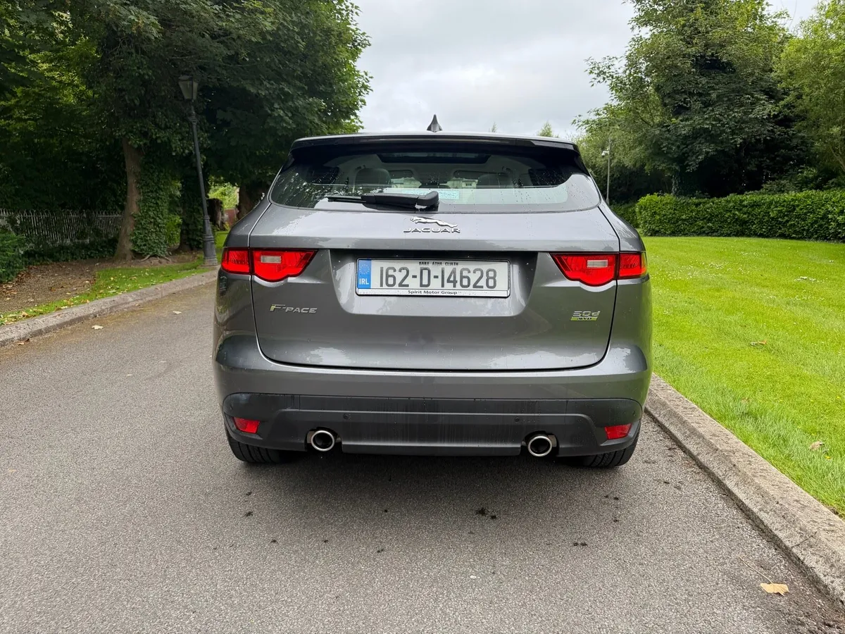 Jaguar F Pace 3.0 AWD. ‘Very low Miles’ - Image 4