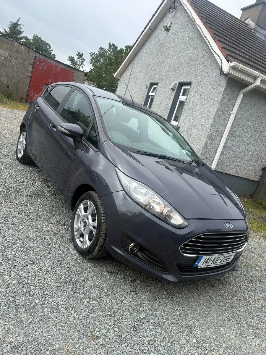 2014 ford fiesta - Image 4
