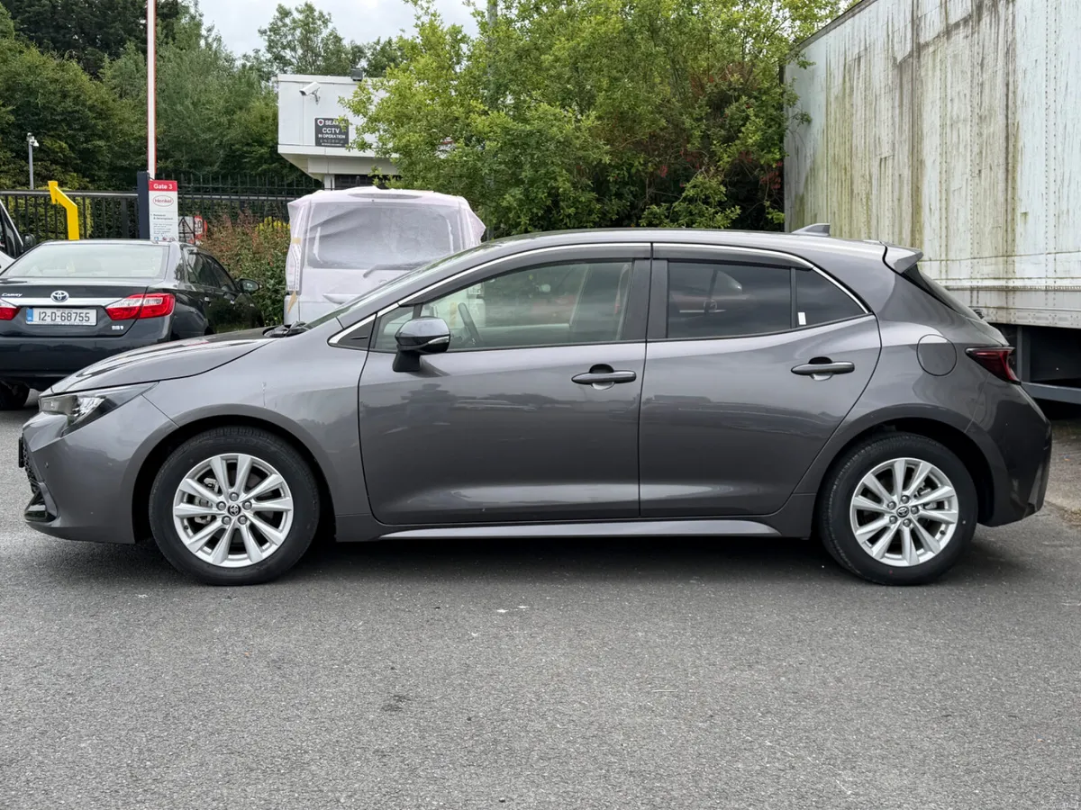 Toyota Corolla Sport 2023 1.8 Hybrid Grey - Image 6