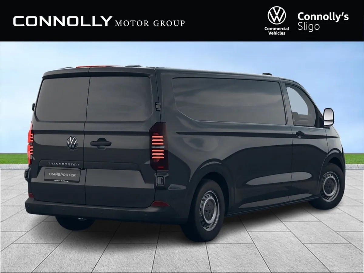 Volkswagen Transporter ***€466p/m*** LWB Trendline - Image 3