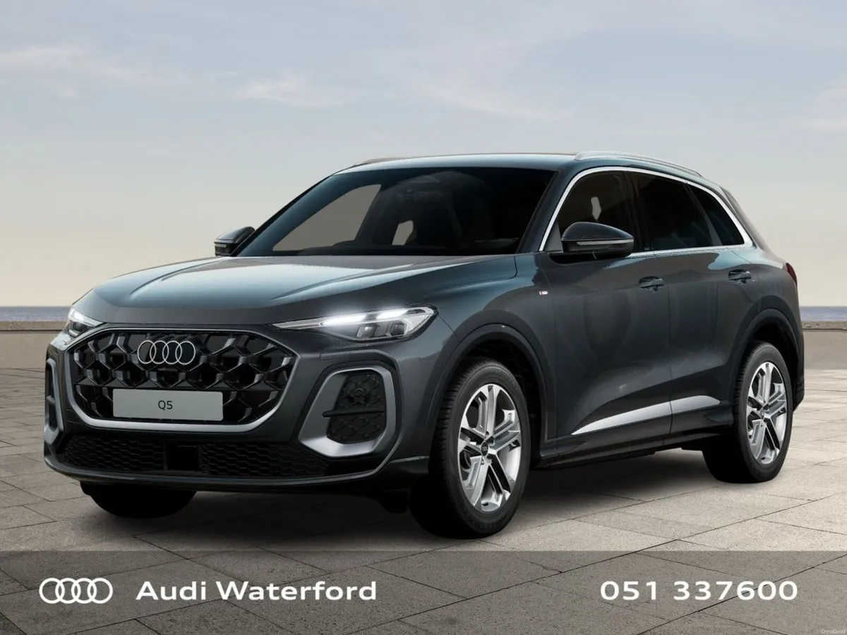 Audi Q5 40 TDI Q S Line - Image 1