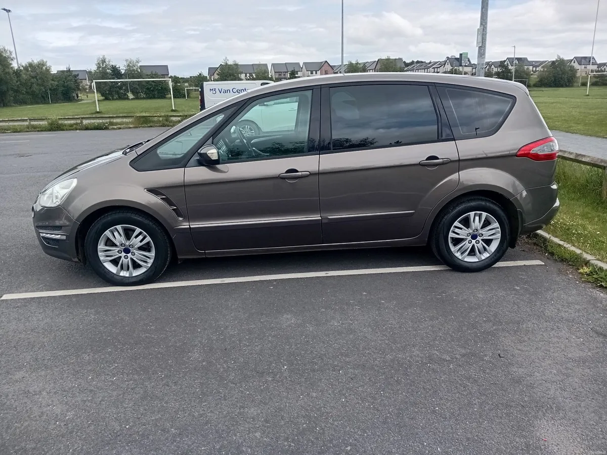 Ford S-Max 2013 - Image 4