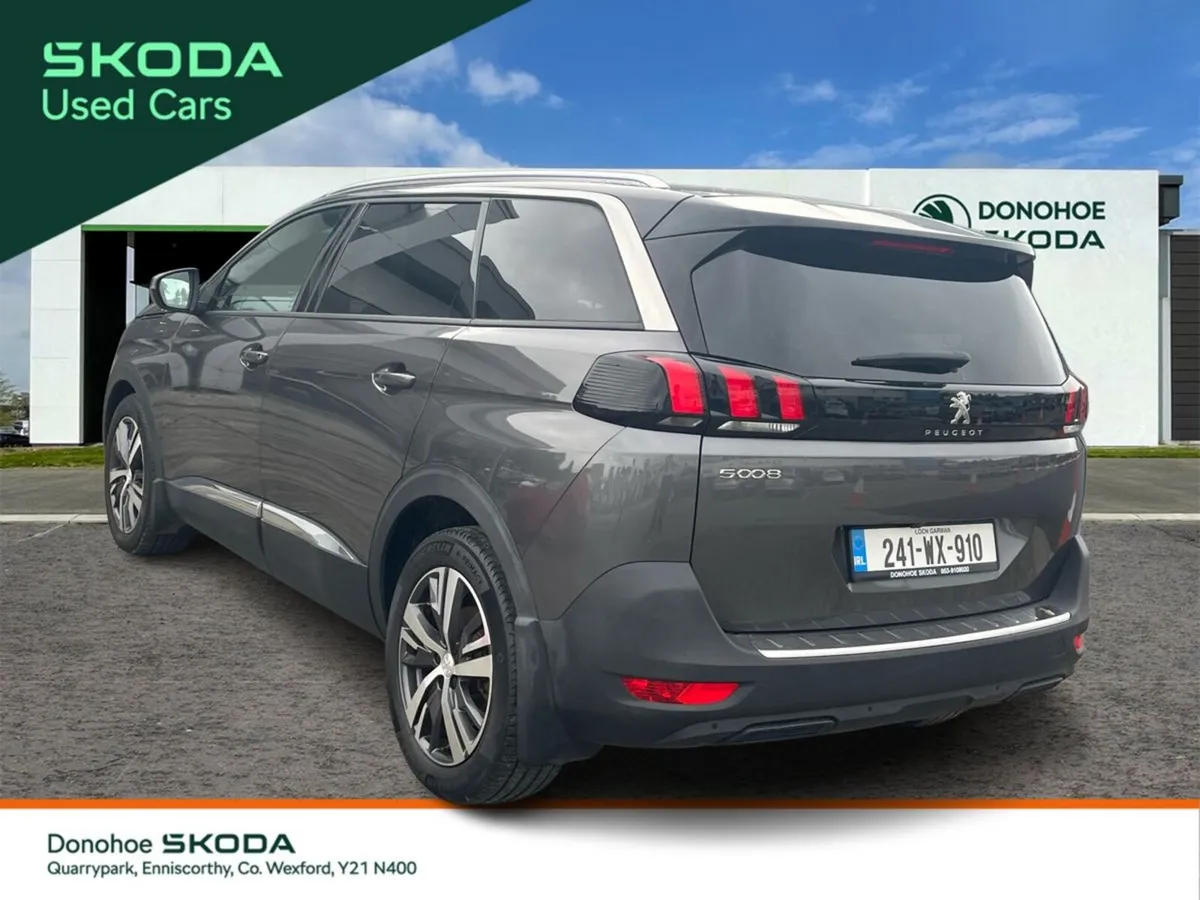 Peugeot 5008 1.2 Hybrid 136bhp E-DCS6 Allure - Image 4