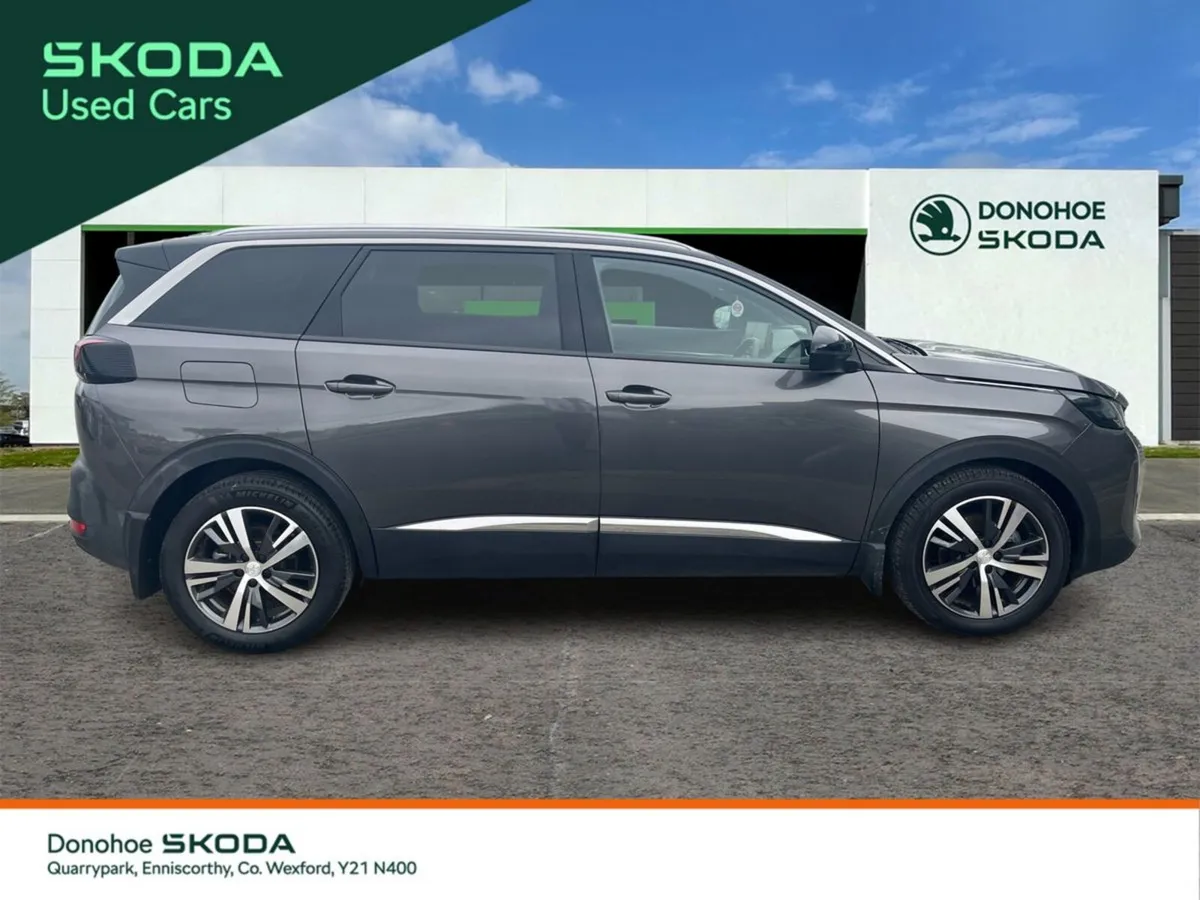Peugeot 5008 1.2 Hybrid 136bhp E-DCS6 Allure - Image 4