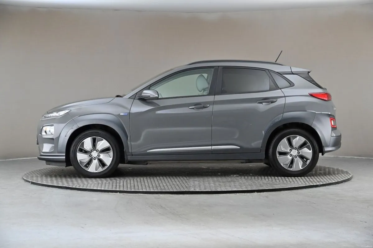 Hyundai KONA EV KAUAI ELECTRIC 64KWH - Image 5