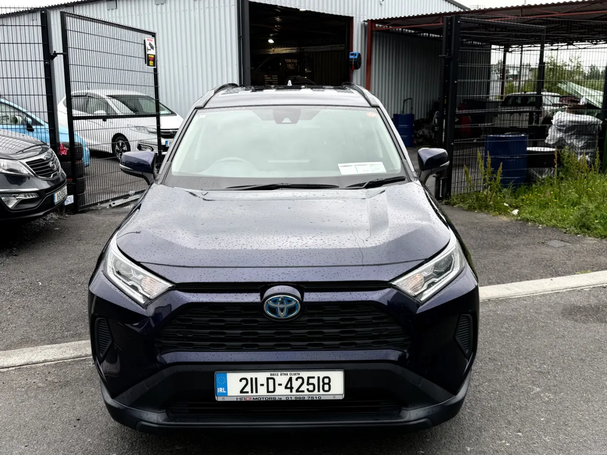 Toyota RAV4 2021 - Image 2