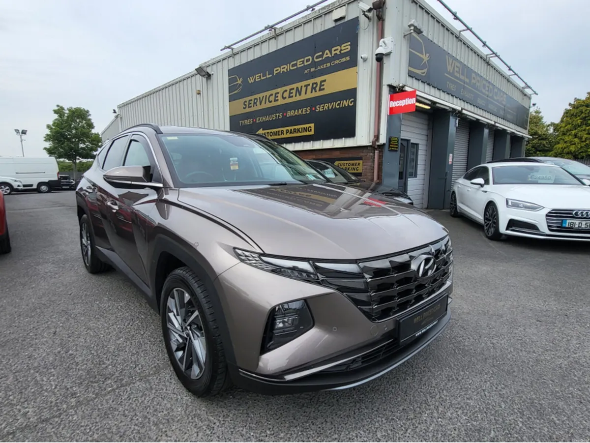 Hyundai Tucson IX35 EXECUTIVE PLUS 5DR - Image 1