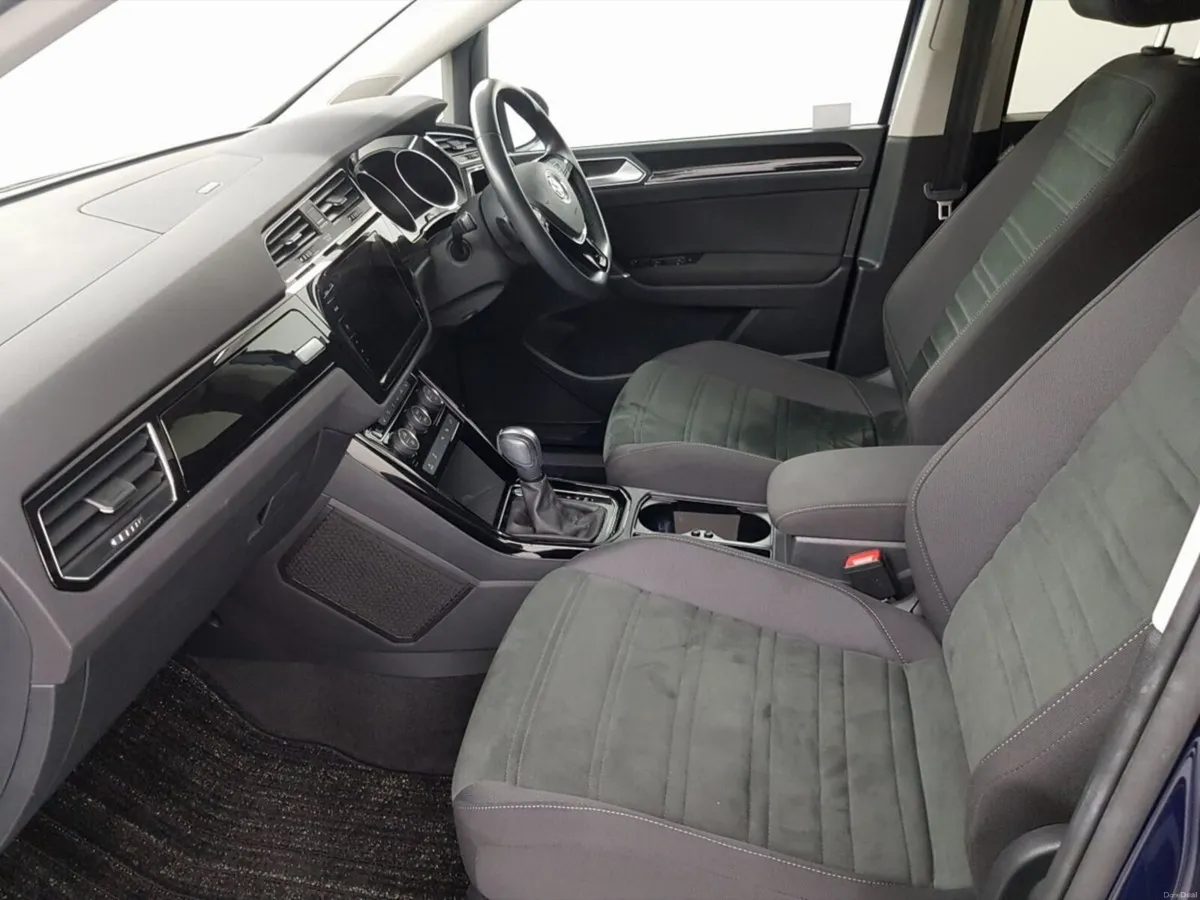 Volkswagen Touran TSi High-Line Auto - Image 4