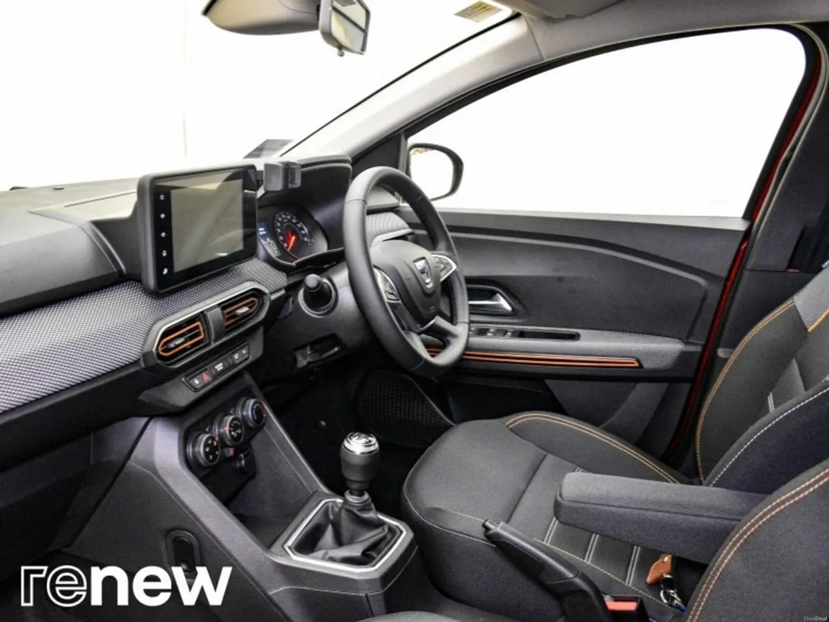 Dacia Sandero Stepway TCe 90 STEPWAY Comfort - Image 5