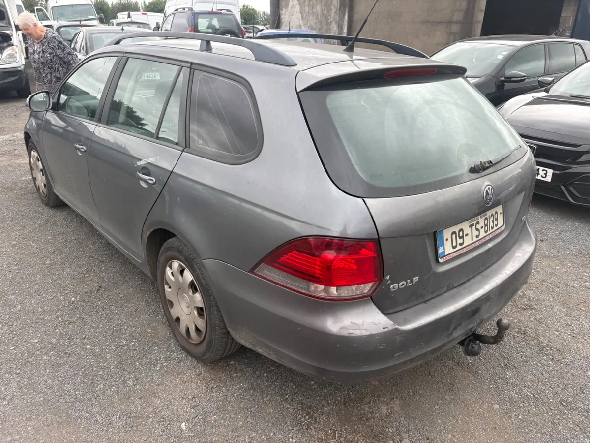 Volkswagen Golf 2009 - Image 3