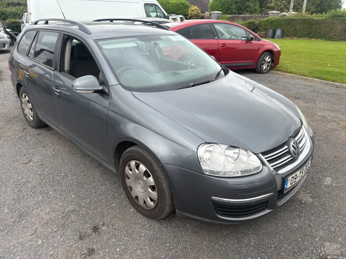 Volkswagen Golf 2009 - Image 1