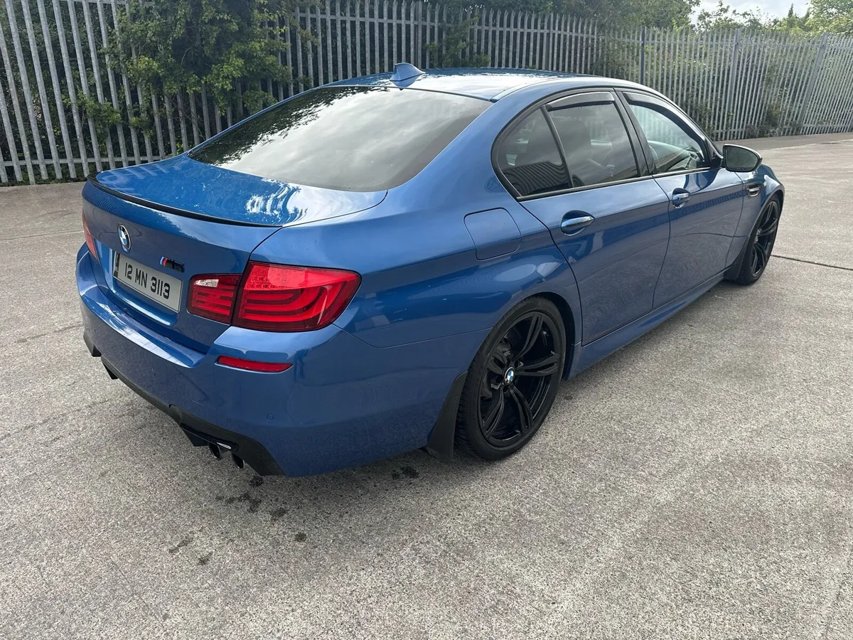 BMW M5 2012 f10 4.4 petrol 560bhp twin turbo - Image 4