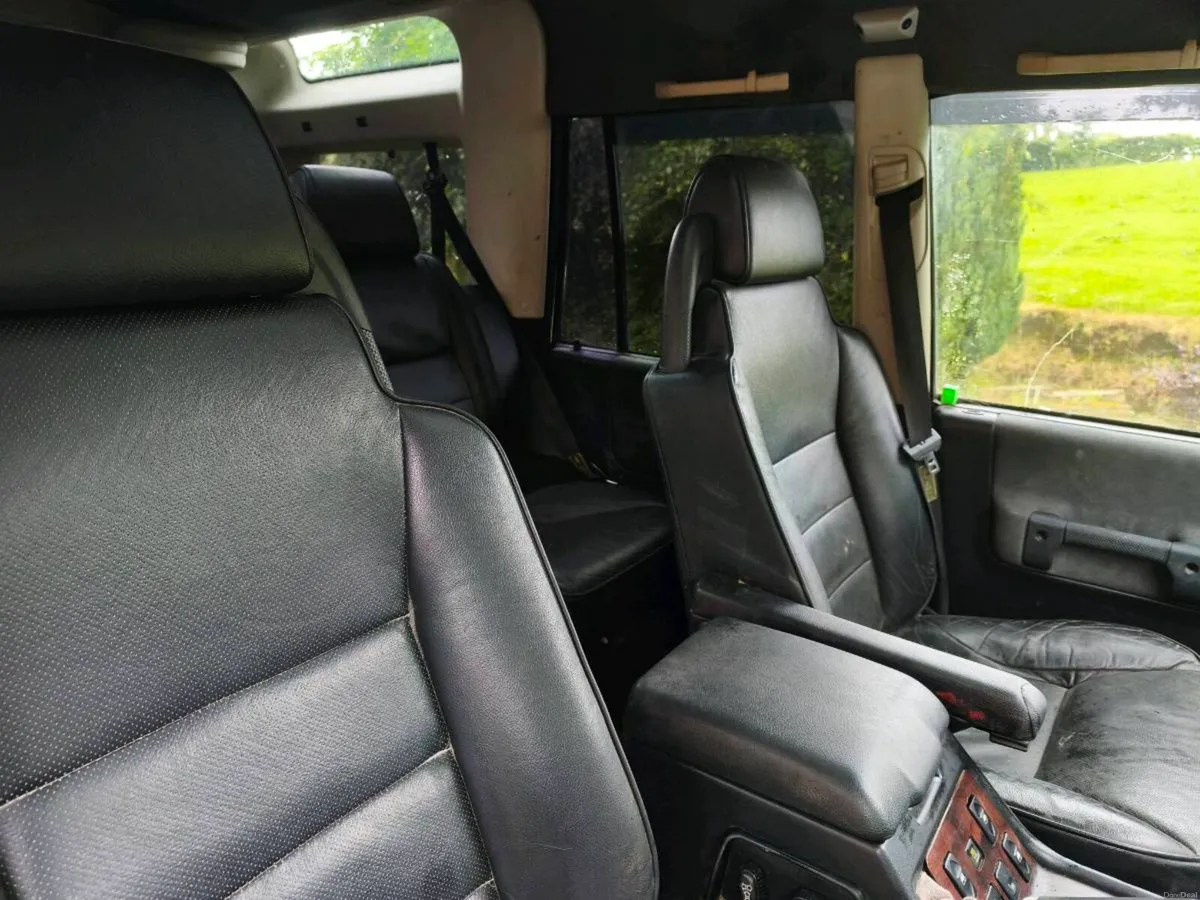 Landrover discovery 2 - Image 2