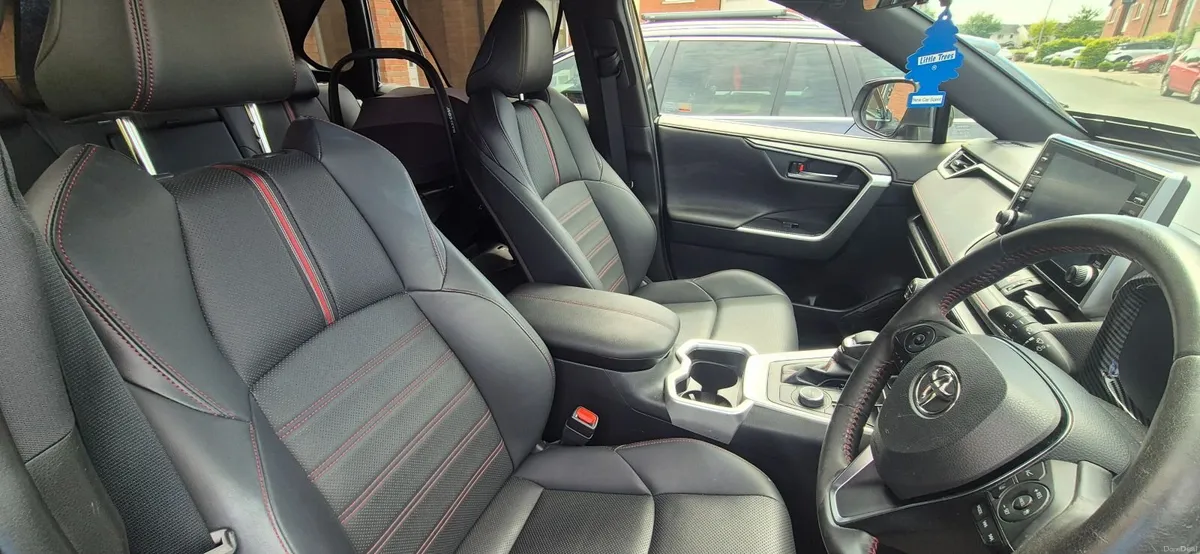 2021 Toyota RAV4 Plug-in Hybrid G"Z" AWD High Spec - Image 6