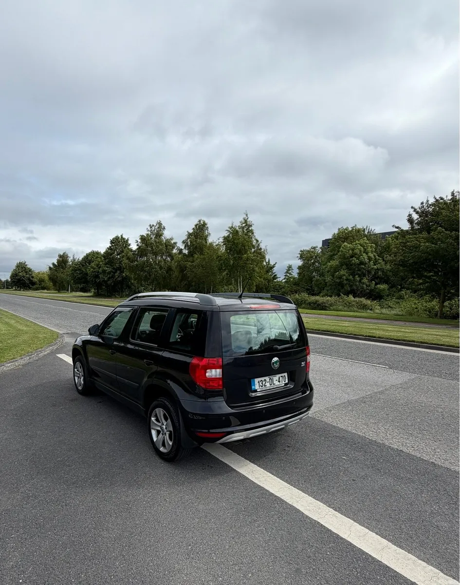 Skoda Yeti 2012 1.6TDI  LOW KILOMETRES - Image 2