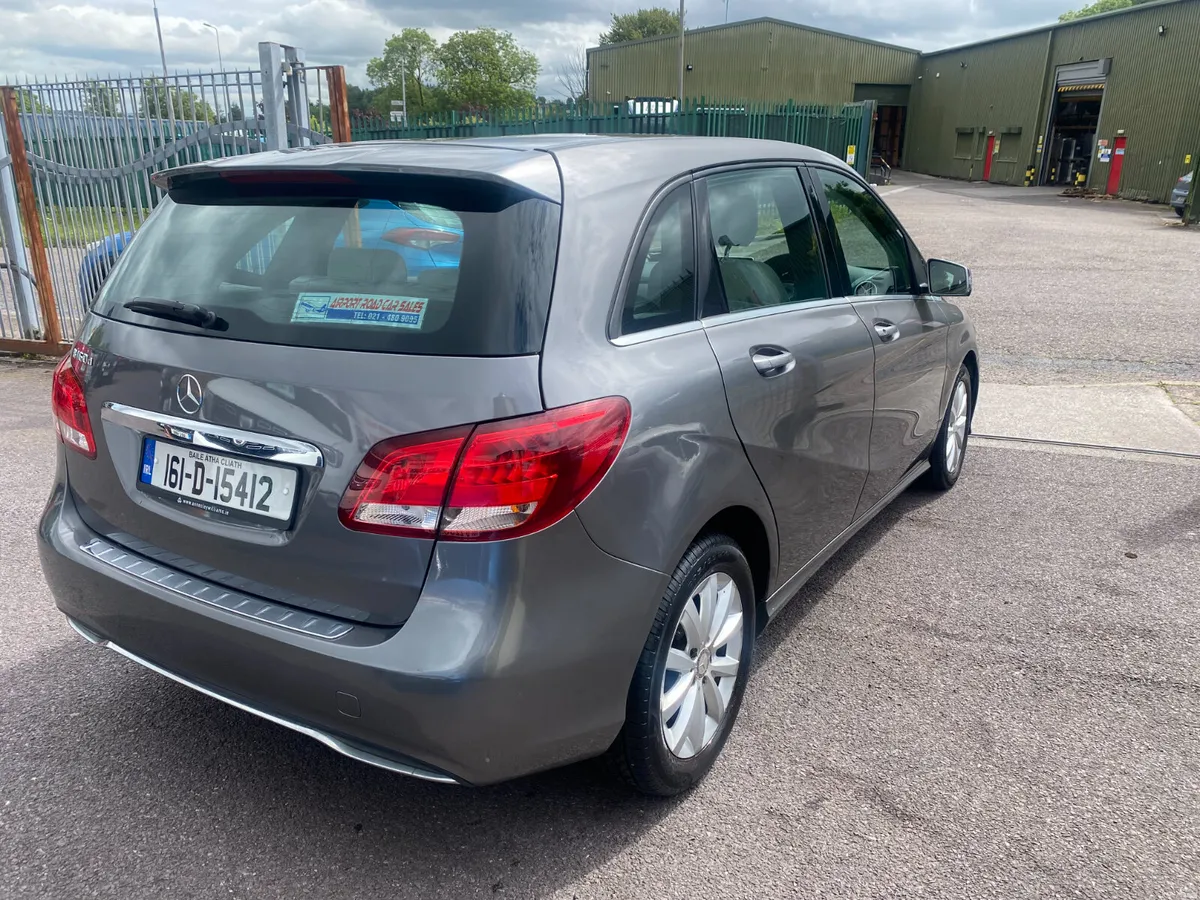 Mercedes-Benz B-Class 2016 - Image 3