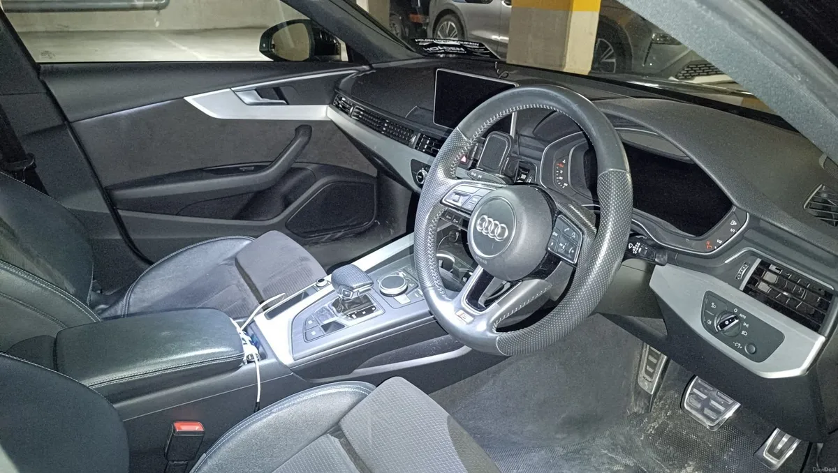 Audi A4 2017 S-Line Automatic - Image 6