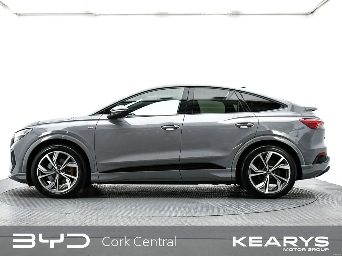 Audi Q4 e-tron Edition 1 - 40 204 Electric 82kWh A - Image 4