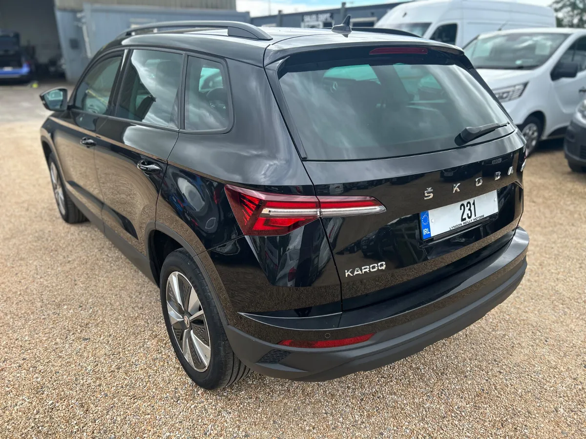 SKODA KAROQ SE 1.0 TSI - Image 4