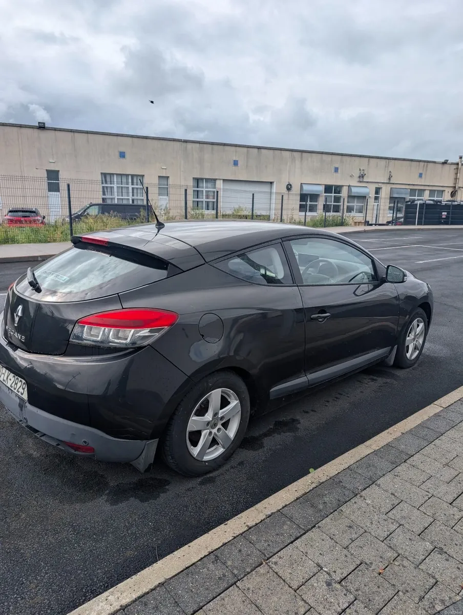 Renault Megane 2010 - Image 1