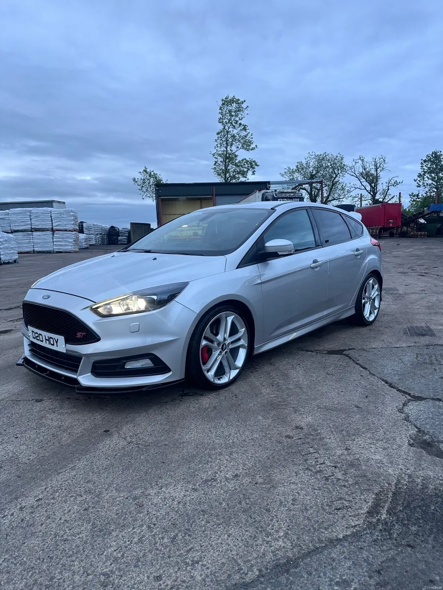 Ford Focus ST-3 - Image 1