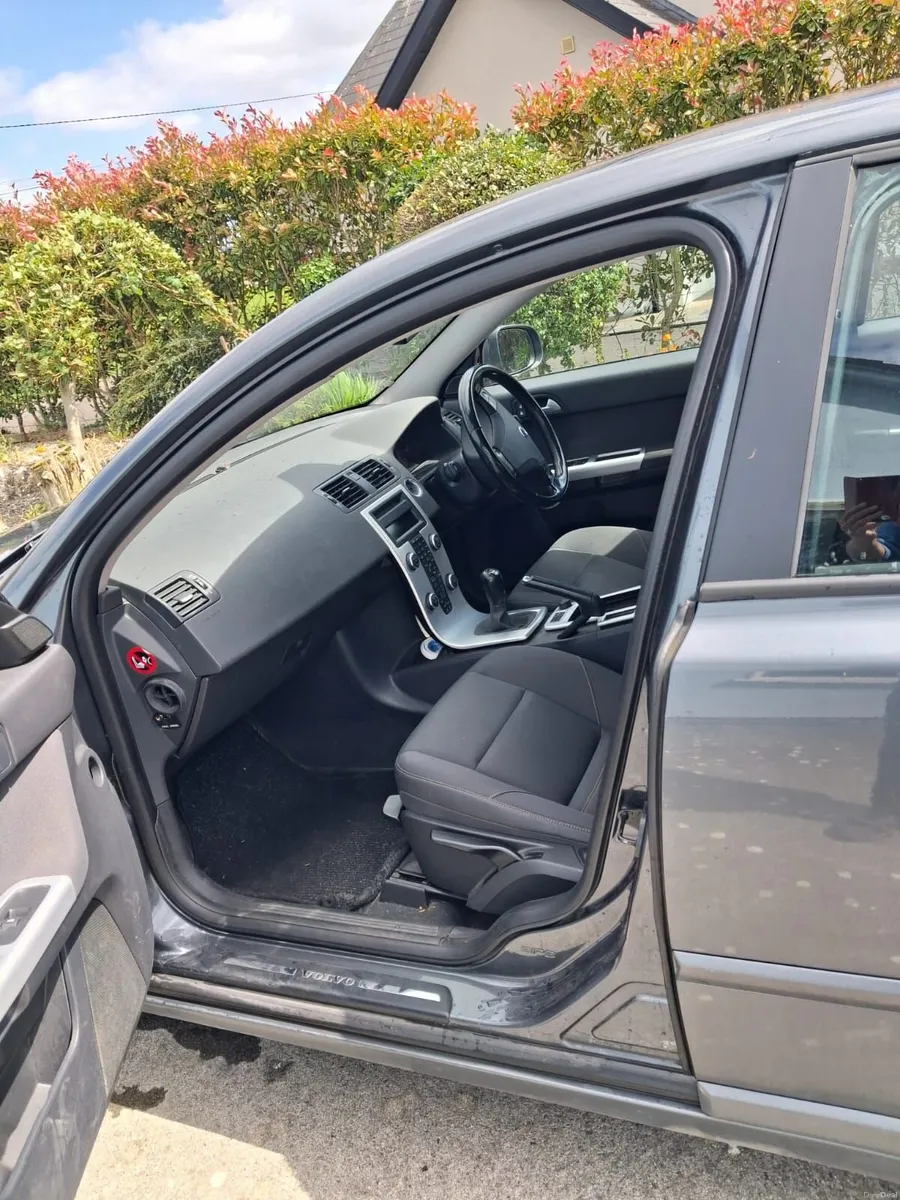 Volvo S40 2011 - Image 3