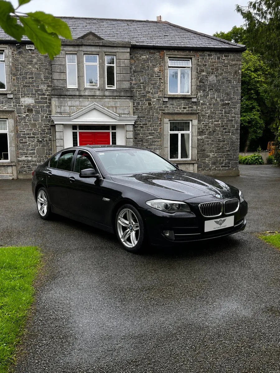 BMW 5-Series 520D 131 - Image 1