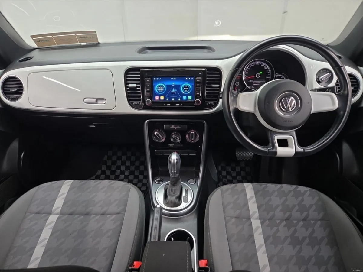 Volkswagen Beetle TSI Design DSG - Image 4