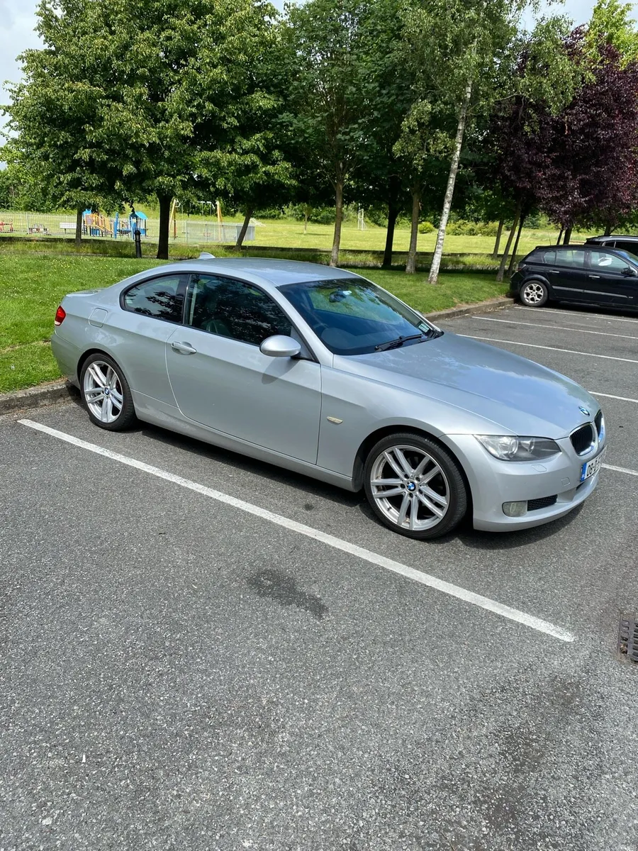 BMW e92 320i Automatic - Image 3