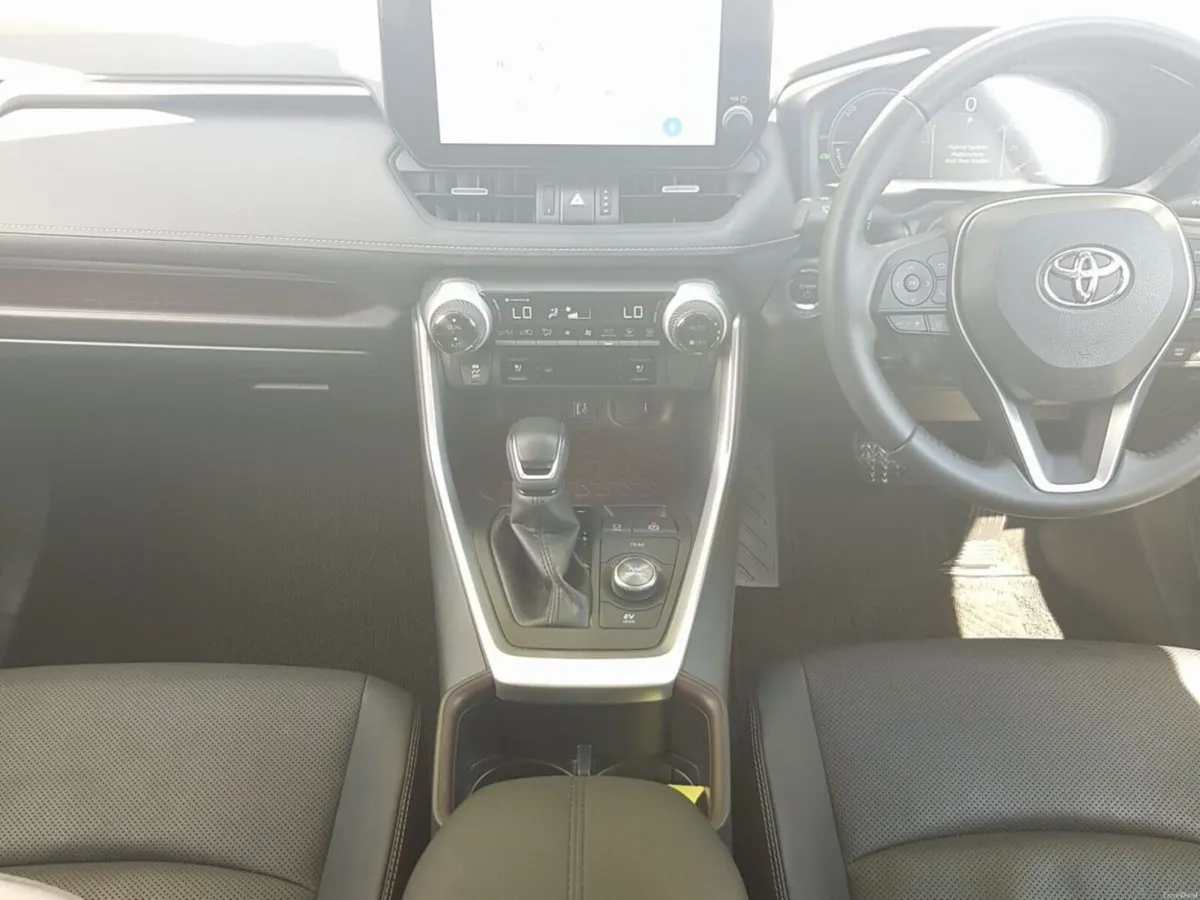 Toyota RAV4 2.5 HYBRID AUTOMATIC - Image 4
