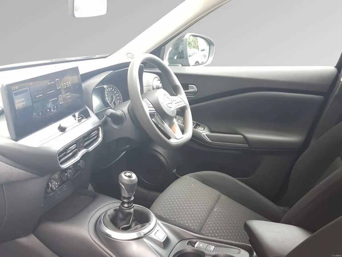 Nissan Juke 1.0T PET 2WD SV ** €2k scrappage **** - Image 4