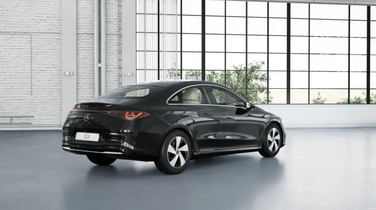 Mercedes-Benz CLA CLA 180 SALOON PROGRESSIVE LINE - Image 3